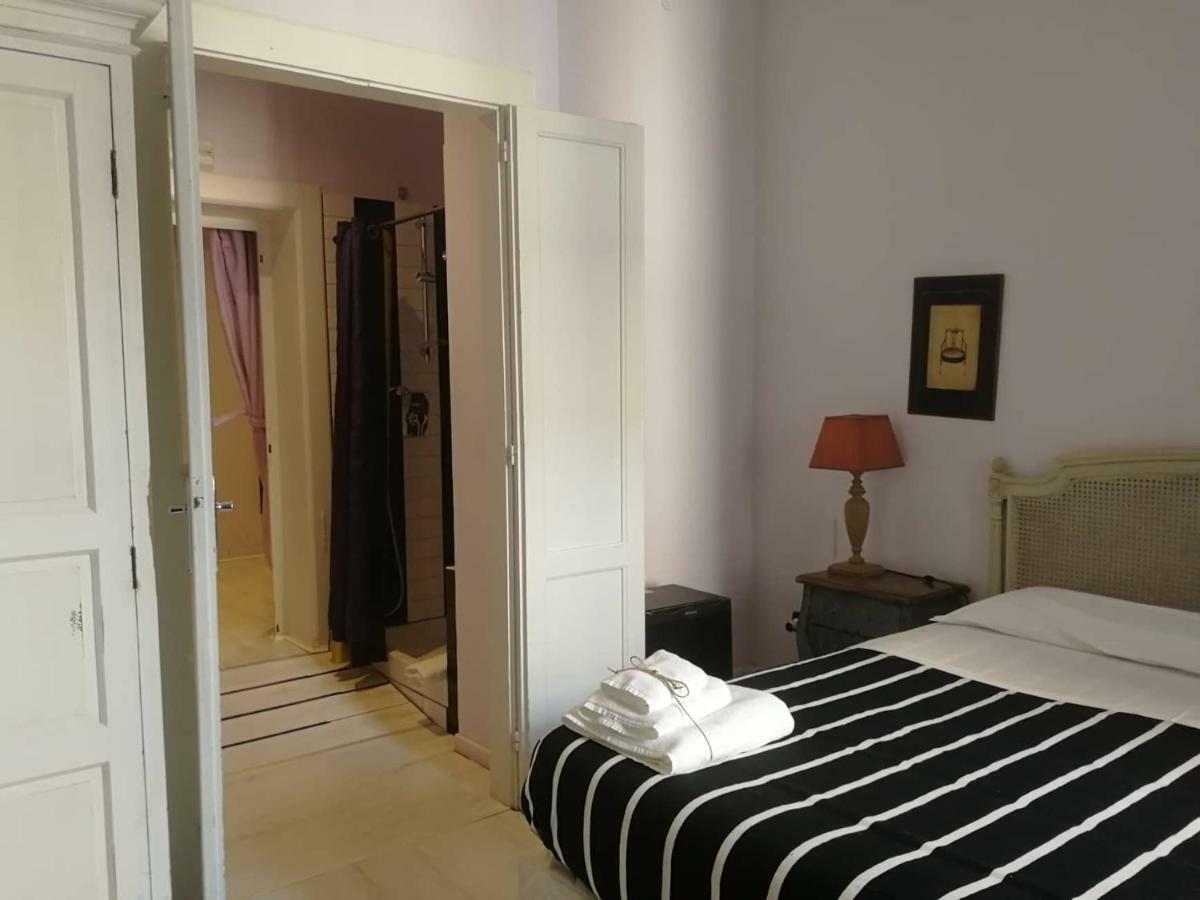 Gatto Bianco Casa Dei Venti Bed & Breakfast Bari Luaran gambar