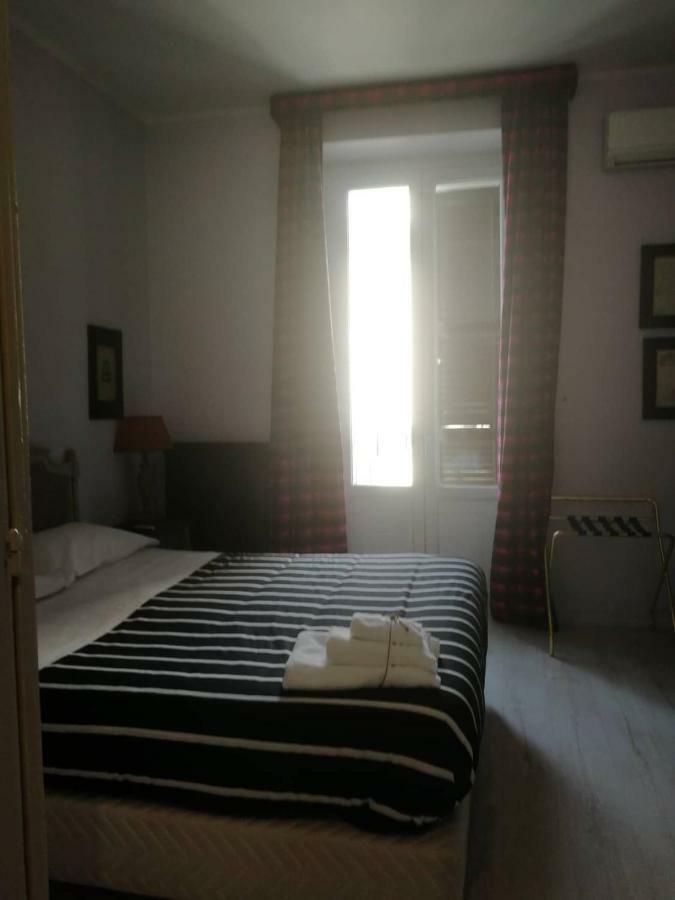 Gatto Bianco Casa Dei Venti Bed & Breakfast Bari Luaran gambar